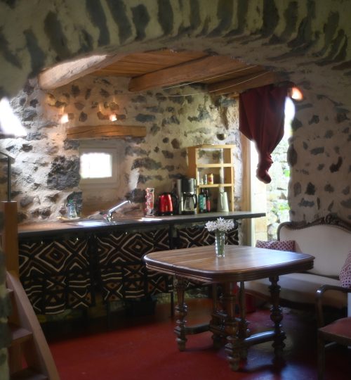 table-salon-pierre